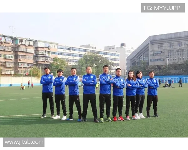 马老师足球：培养青少年足球热情与技能的全新教学理念与实践探索